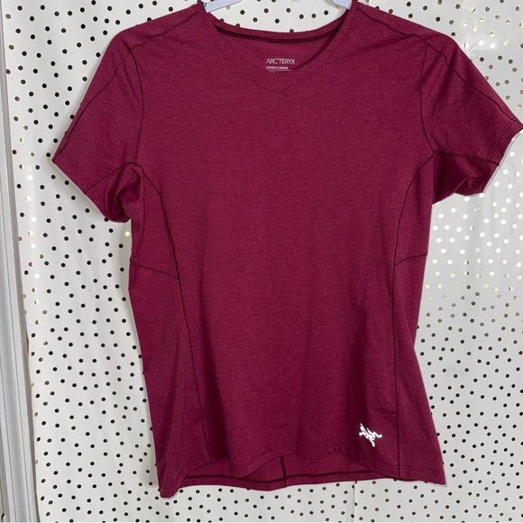 Arc'teryx Women's Maroon Short Sleeve Tee - Picture 1 of 5